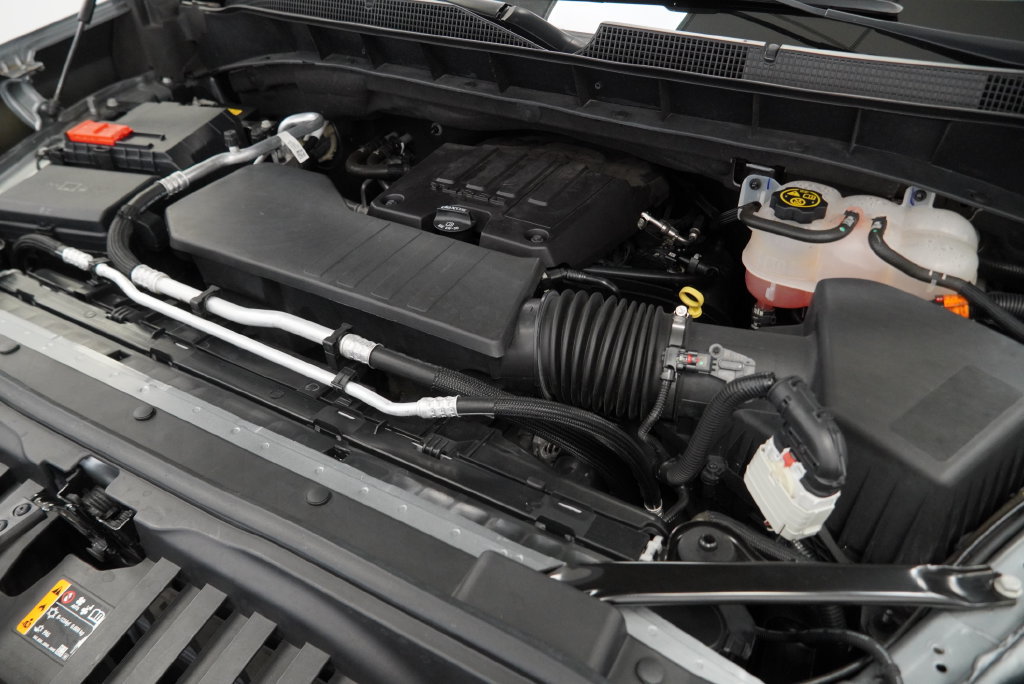 Certified 2023 Chevrolet Silverado 1500 LT AWD/4WD image 44