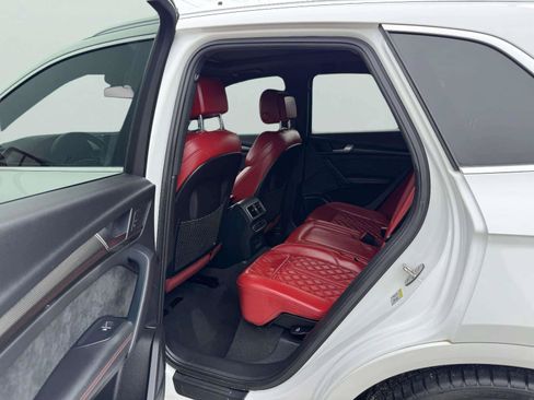 Used 2018 Audi SQ5 Prestige w/ Prestige Package AWD/4WD image 36