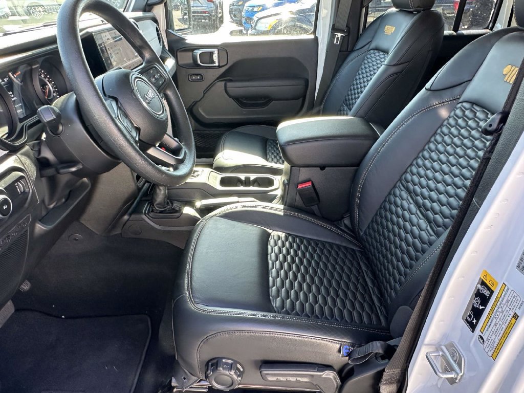 Used 2026 Jeep Wrangler Unlimited Sport AWD/4WD image 15