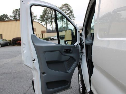 Used 2019 Ford Transit 150 148 Low Roof RWD image 18