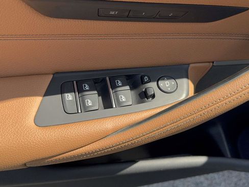 Used 2022 BMW 530i xDrive w/ M Sport Package image 17