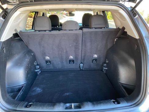 Used 2018 Jeep Compass Sport FWD image 9