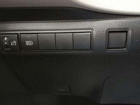 Used 2023 Toyota Corolla LE FWD image 43