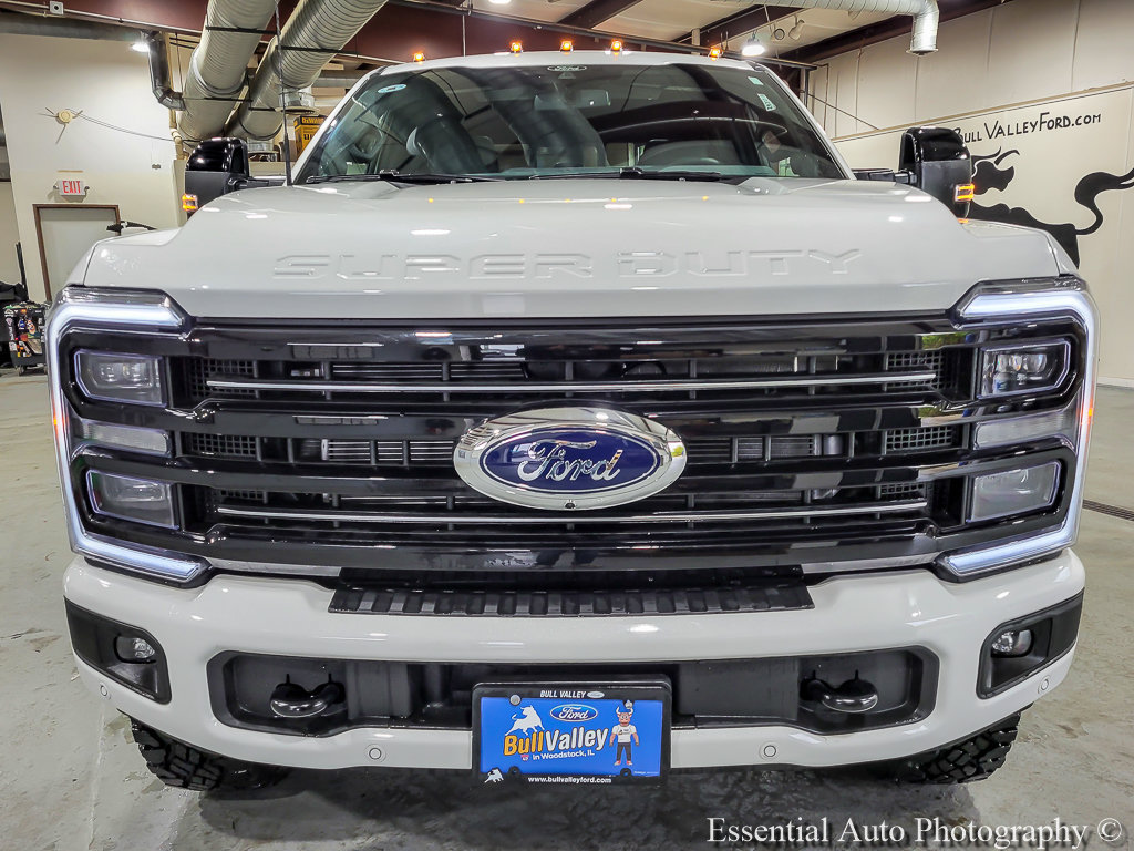New 2026 Ford F350 Platinum w/ Tremor Off-Road Package AWD/4WD image 2