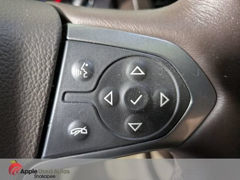 Used 2015 Chevrolet Suburban LTZ AWD/4WD image 30