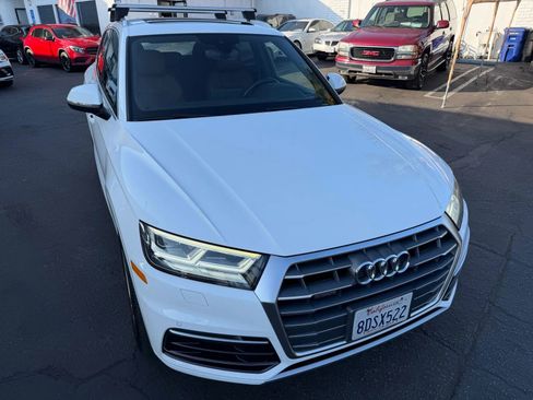 Used 2018 Audi Q5 2.0T Premium Plus w/ Premium Plus Package AWD/4WD image 12