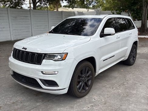 Used 2018 Jeep Grand Cherokee High Altitude image 3