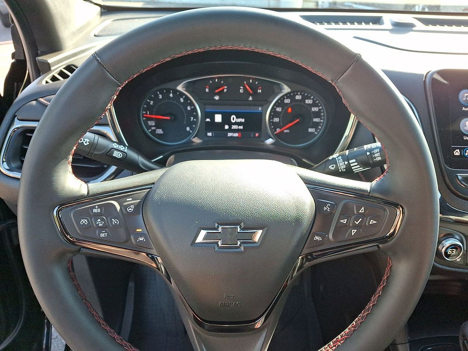 Certified 2023 Chevrolet Equinox RS w/ RS Leather Package FWD image 16