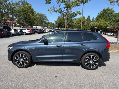 Used 2024 Volvo XC60 B5 Plus w/ Climate Package AWD/4WD image 2