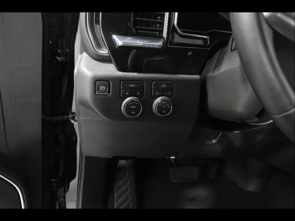 Certified 2024 Chevrolet Silverado 1500 RST AWD/4WD image 6