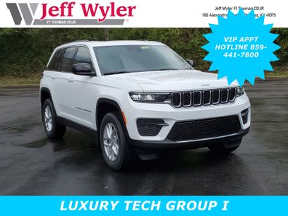 New 2025 Jeep Grand Cherokee Laredo w/ Luxury Tech Group I