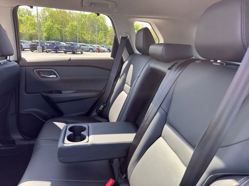 Certified 2021 Nissan Rogue SL AWD/4WD image 34