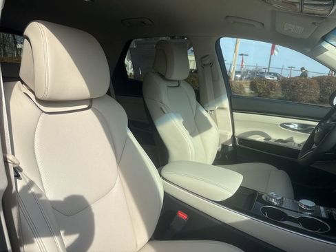 New 2026 Genesis GV70 2.5T image 33