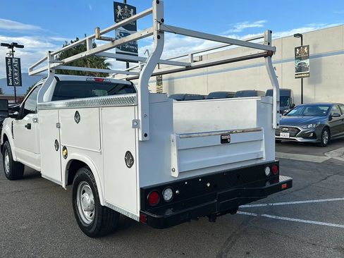 Used 2019 Ford F250 XL w/ Power Equipment Group RWD image 4