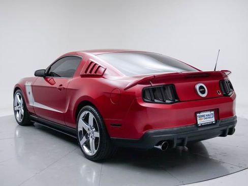 Used 2010 Ford Mustang GT Premium RWD image 3