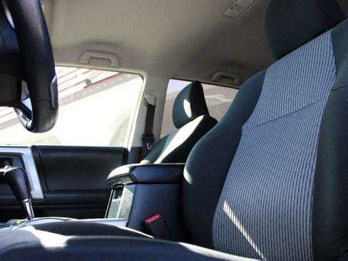 Used 2021 Toyota 4Runner SR5 RWD image 9