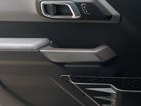 Used 2023 Ford Bronco Black Diamond w/ Sasquatch Package image 20