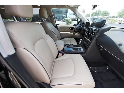 Used 2024 Nissan Armada SV RWD image 11