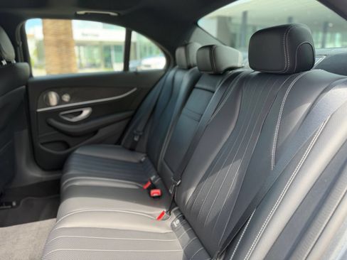 Used 2022 Mercedes-Benz E 350 Sedan image 28