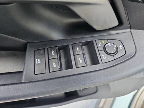 Used 2025 BMW 530i RWD image 28