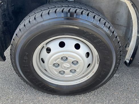 Used 2023 RAM ProMaster 2500 image 10