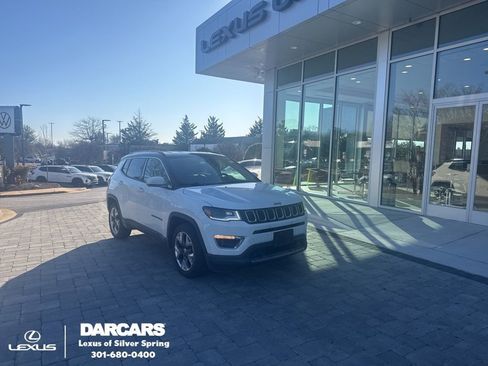 Used 2018 Jeep Compass Limited w/ Navigation Group image 1