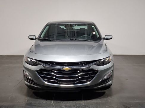 Used 2025 Chevrolet Malibu LS w/ Driver Confidence Package image 3