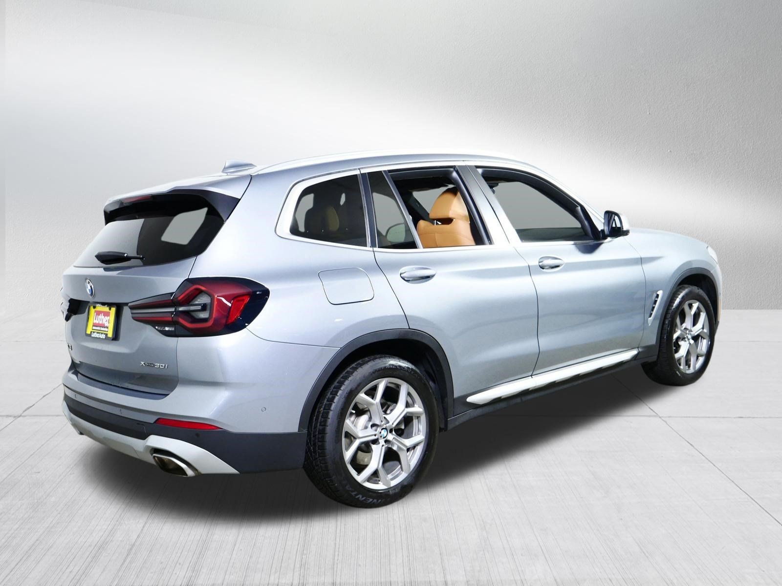 Certified 2024 BMW X3 xDrive30i w/ Premium Package AWD/4WD image 7