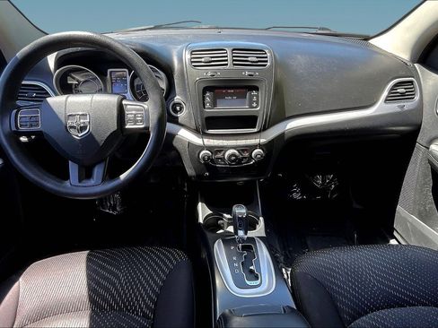 Used 2014 Dodge Journey SXT w/ Flexible Seating Group FWD image 7