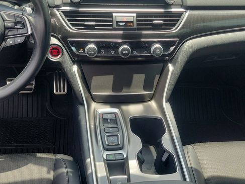 Used 2022 Honda Accord Sport image 21