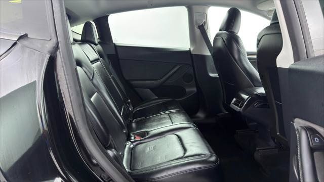 Used 2024 Tesla Model Y Long Range RWD image 18