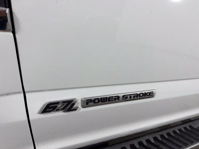 Certified 2022 Ford F250 Lariat w/ FX4 Off-Road Package AWD/4WD image 9
