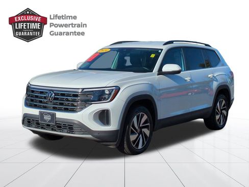 Used 2024 Volkswagen Atlas SE image 7
