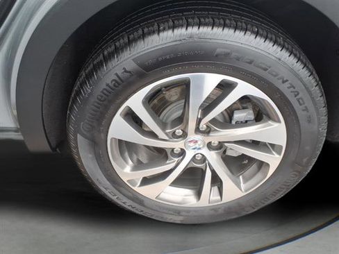 Used 2023 Buick Envision Essence image 14