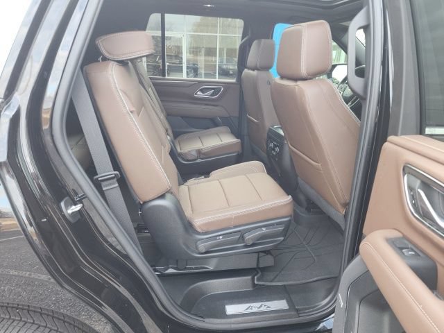 Used 2024 Chevrolet Tahoe High Country AWD/4WD image 21