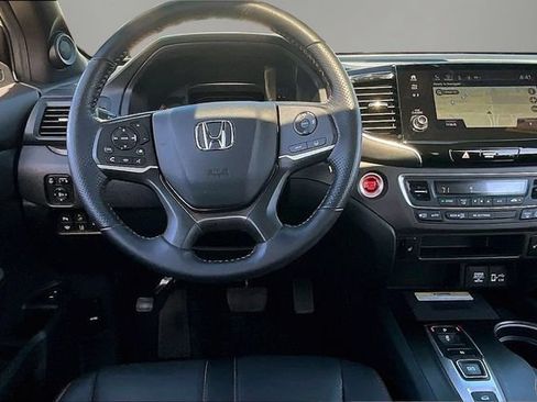 Used 2023 Honda Passport TrailSport image 8
