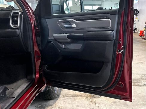 Used 2020 RAM 1500 Big Horn image 12