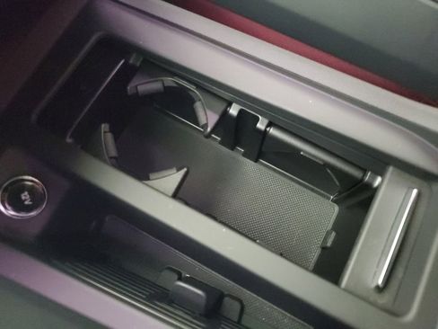 Used 2023 Audi e-tron S Prestige w/ Prestige Package image 30