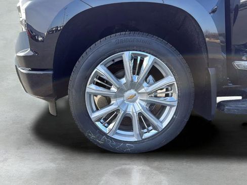New 2026 Chevrolet Silverado 1500 High Country w/ High Country Premium Package image 39