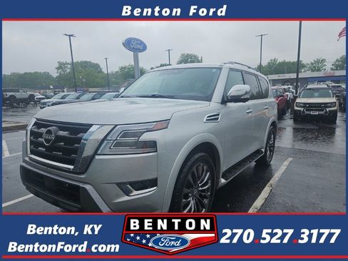 Used 2023 Nissan Armada Platinum w/ Captain's Chairs Package AWD/4WD image 1