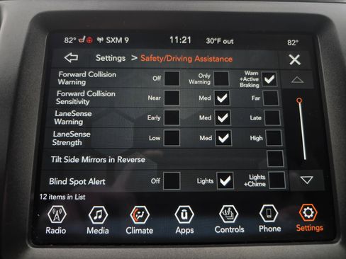 Used 2022 Jeep Cherokee Trailhawk w/ Premium Leather Package image 30