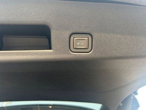 New 2026 Buick Enclave Preferred w/ Power Package image 9