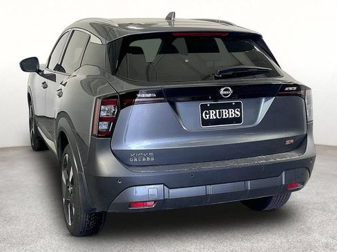 Certified 2025 Nissan Kicks SR FWD image 15