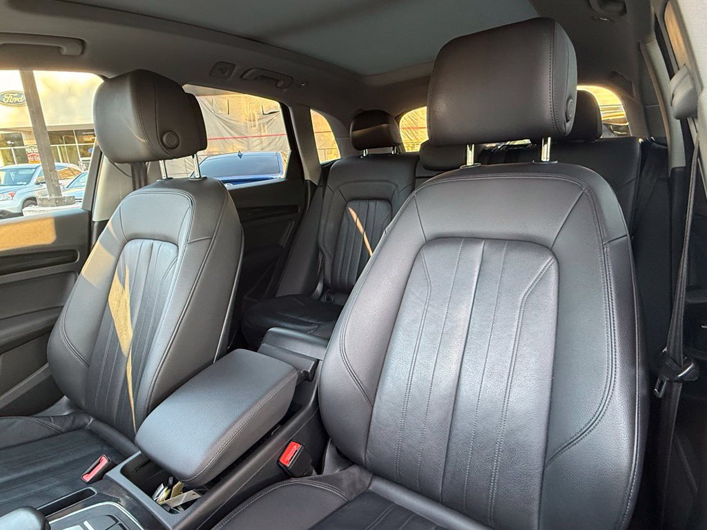 Used 2019 Audi Q5 2.0T Premium Plus w/ Premium Plus Package AWD/4WD image 22