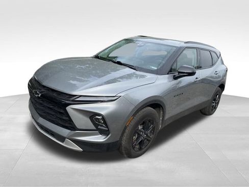 Used 2024 Chevrolet Blazer LT w/ Convenience Package FWD image 5