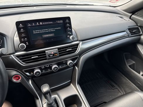 Used 2018 Honda Accord Sport image 22