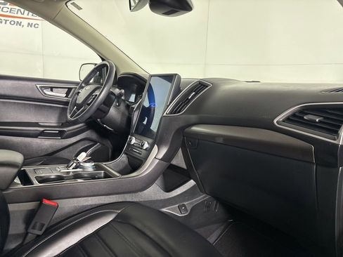 Used 2024 Ford Edge SEL image 29