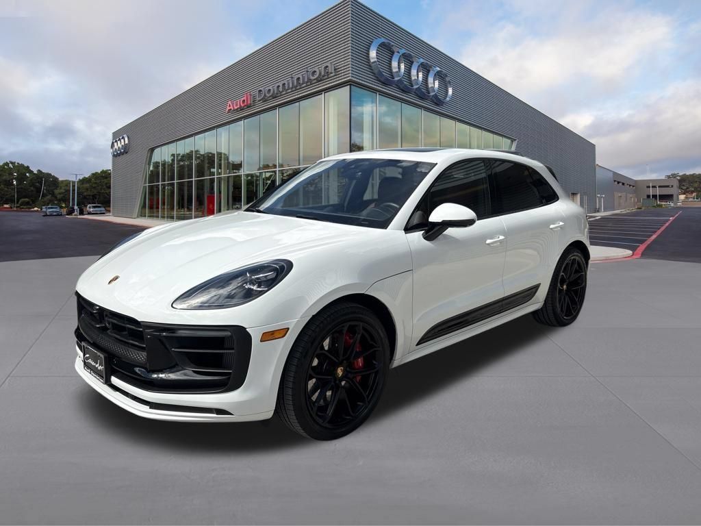 Used 2025 Porsche Macan GTS AWD/4WD image 1