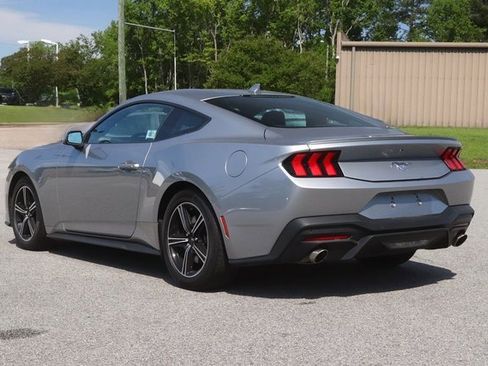 Used 2024 Ford Mustang Premium image 5