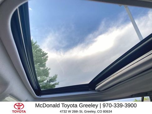 Used 2021 Toyota RAV4 XLE w/ Convenience Package AWD/4WD image 22
